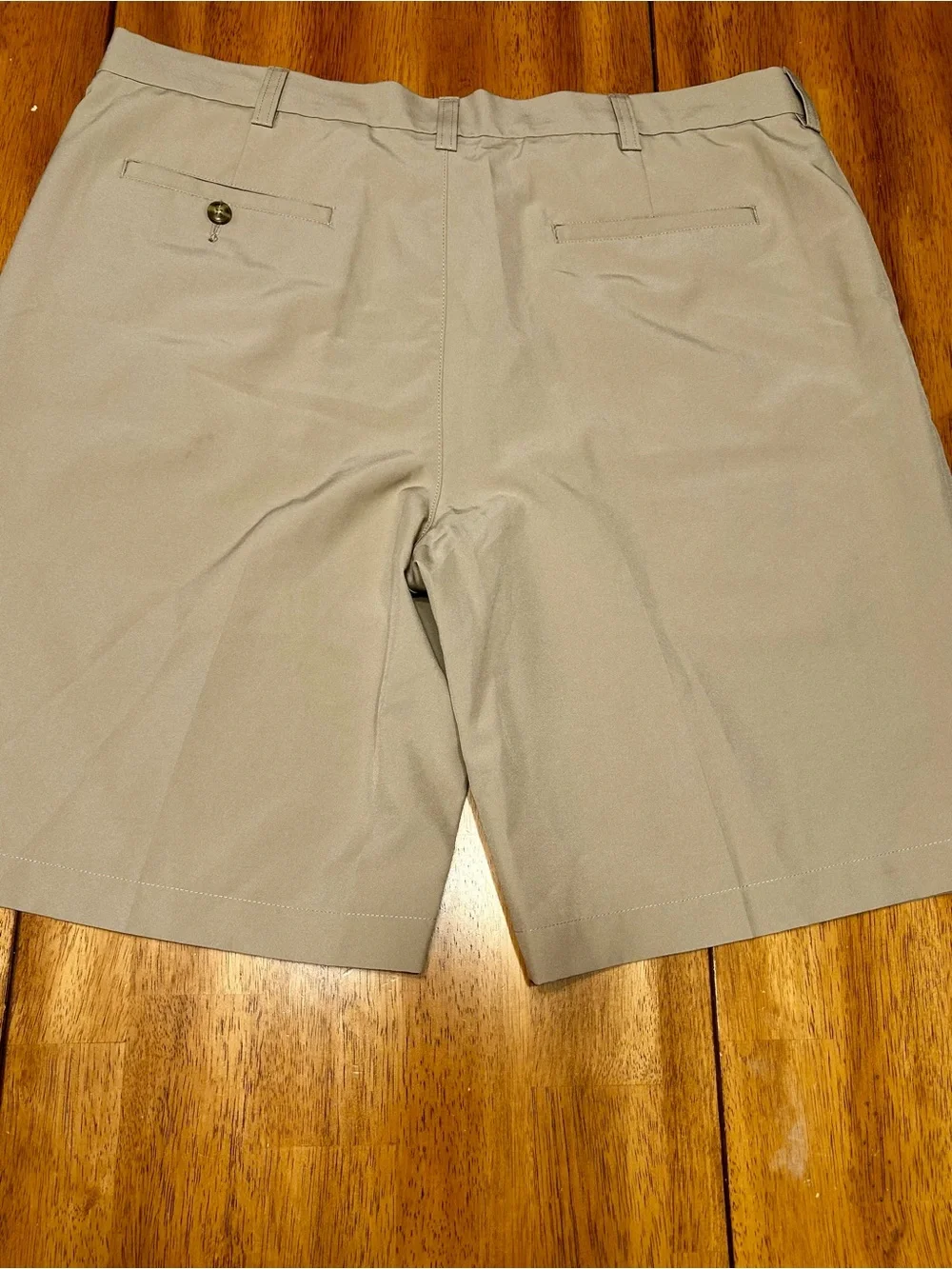 PGA Tour Beige Flat Front Men's Shorts Size 38